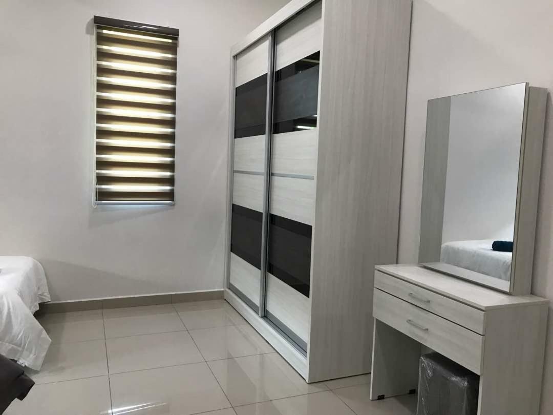 Greenville Homestay Balik Pulau Exterior photo